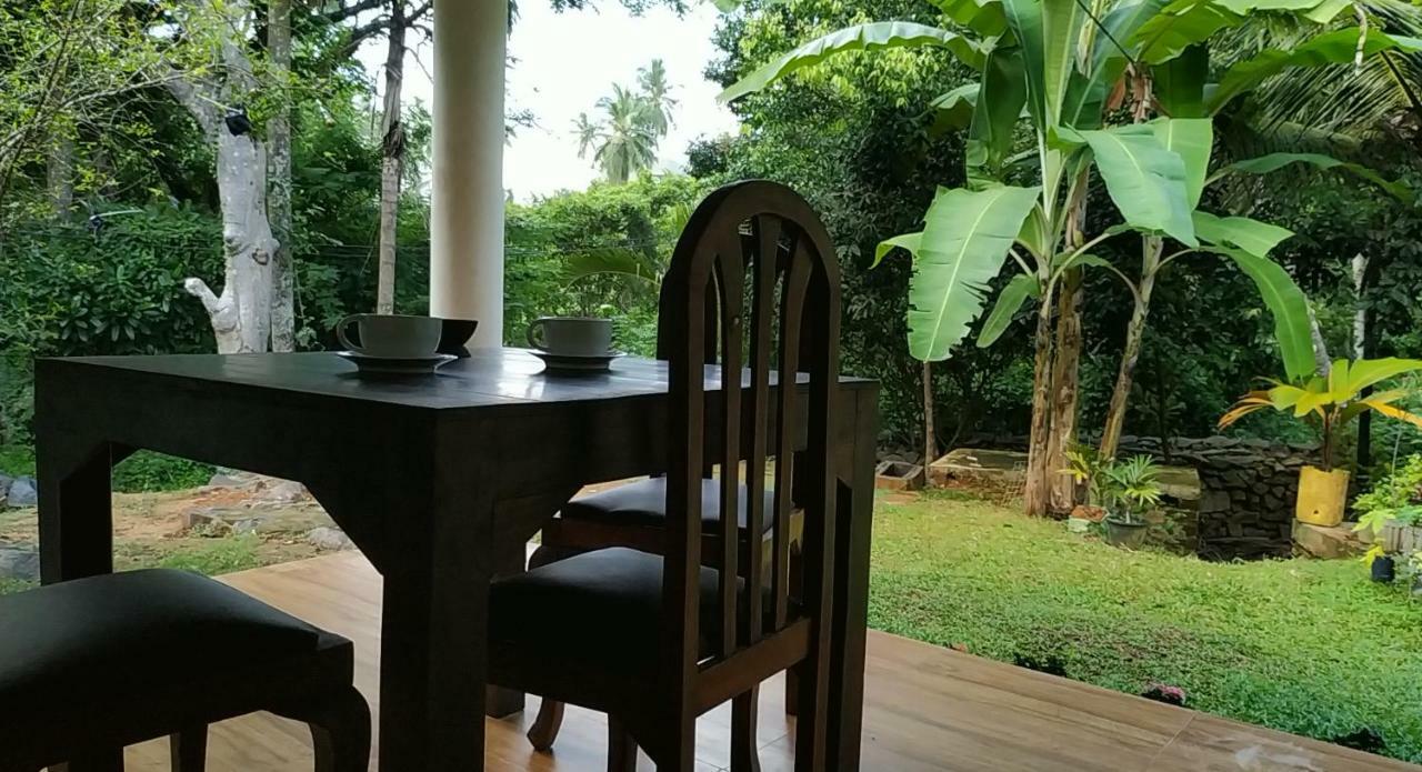 Top Rock Villa Unawatuna Eksteriør bilde