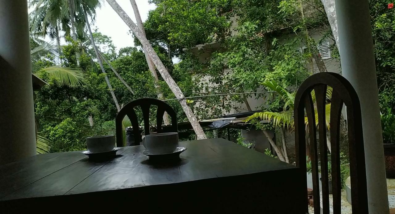Top Rock Villa Unawatuna Eksteriør bilde